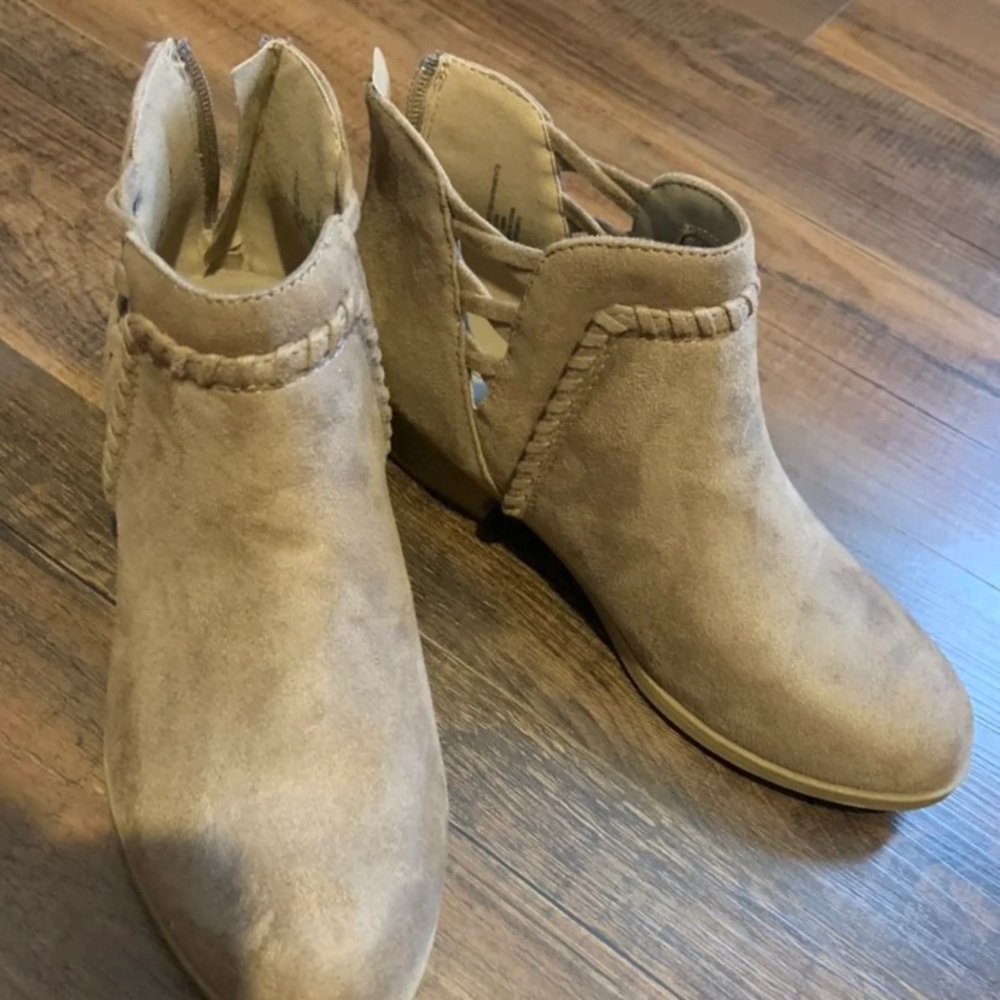 Booties - Picture 2 of 3